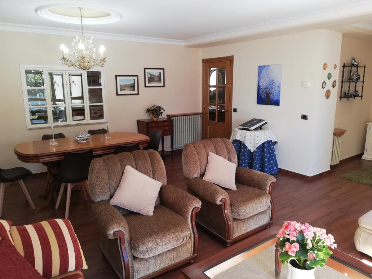 Willa Casa Pepin Sarria Zewnętrze zdjęcie